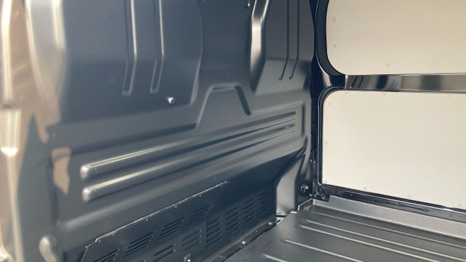 Ford Transit Custom 320 L1 Diesel Fwd 2.0 EcoBlue 170ps H1 Van Sport Auto - Image 18